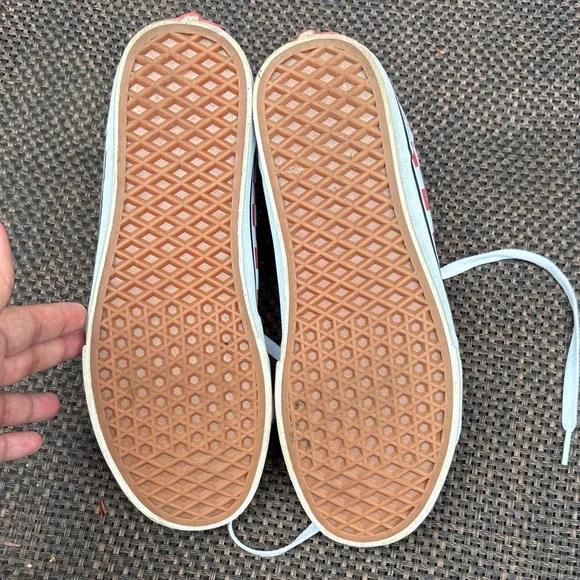 Vans Red and White Checkered High-Tops sz. 9.5 - Picture 5 of 9